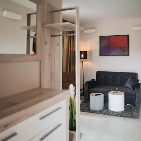 In The Very Heart Of - 50m To The * Porec