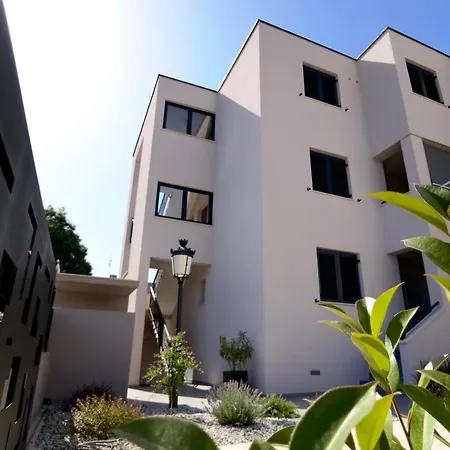 In The Very Heart Of - 50m To The Apartment *