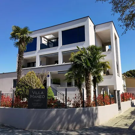 In The Very Heart Of - 50m To The